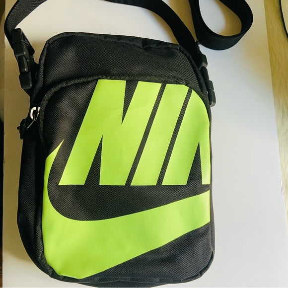 Men’s Nike-Air Jordan Bundle - Picture 5 of 6